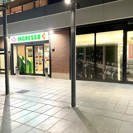A Due Passi Dal Centro Citta 아파트 *