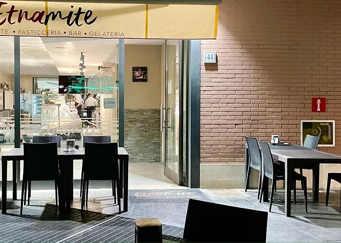 A Due Passi Dal Centro *